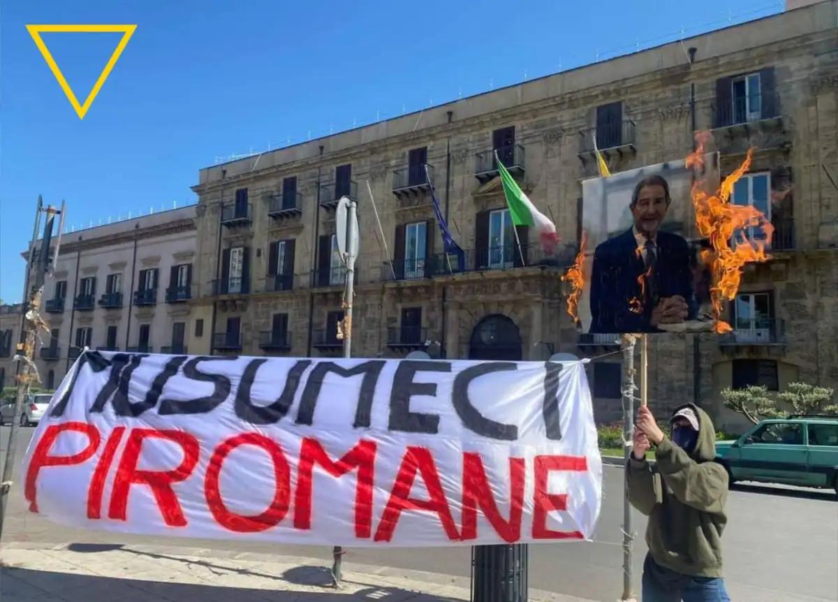 “Musumeci piromane”: manifestazione davanti alla Regione