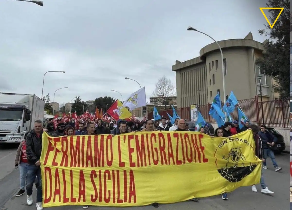 Caltanissetta: in 5mila in piazza contro l’autonomia differenziata